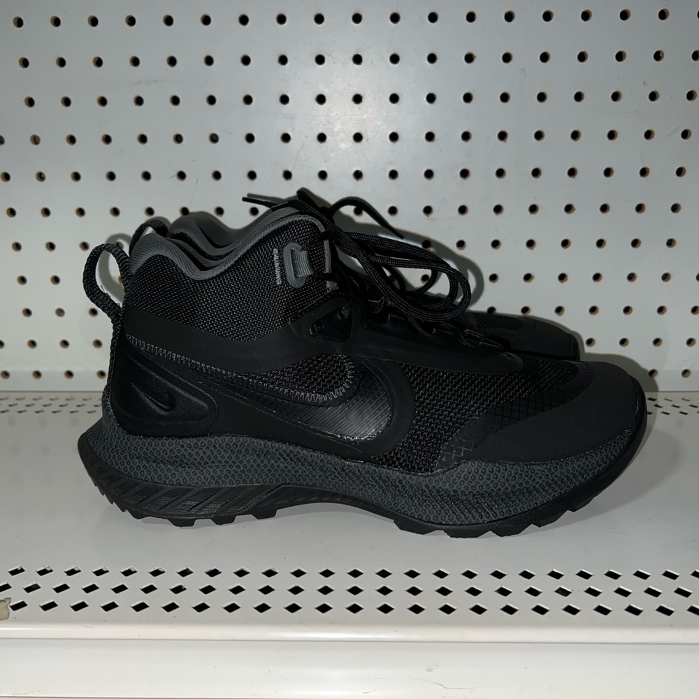 Nike React SFB Carbon Mens Athletic Outdoor Hiking Trail Shoes Size 9 WIDE